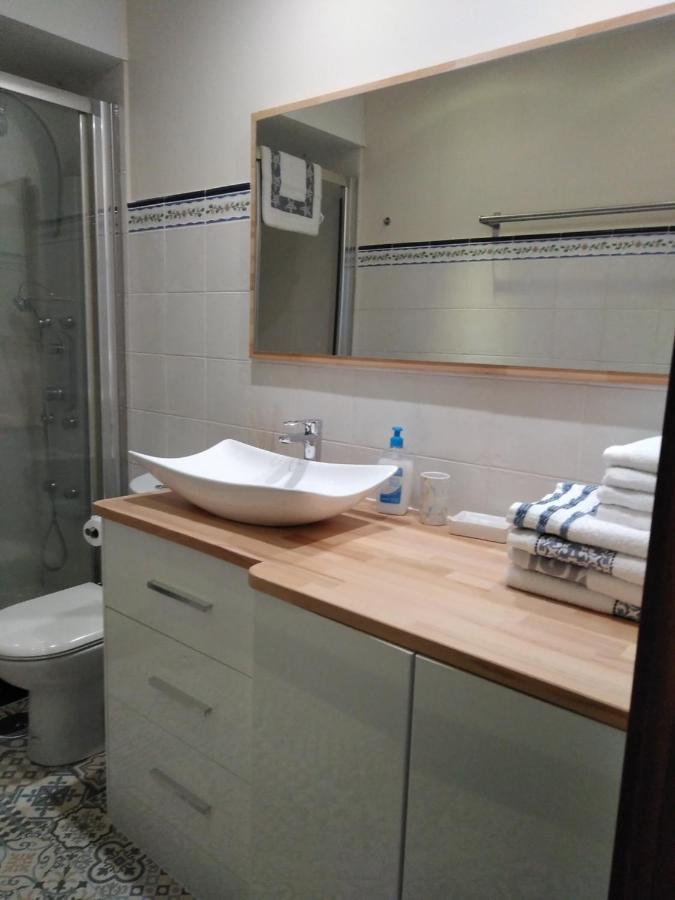 Apartamento Transito De Entrerruas ซานติอาโก เด กอมโปสเตลา ภายนอก รูปภาพ