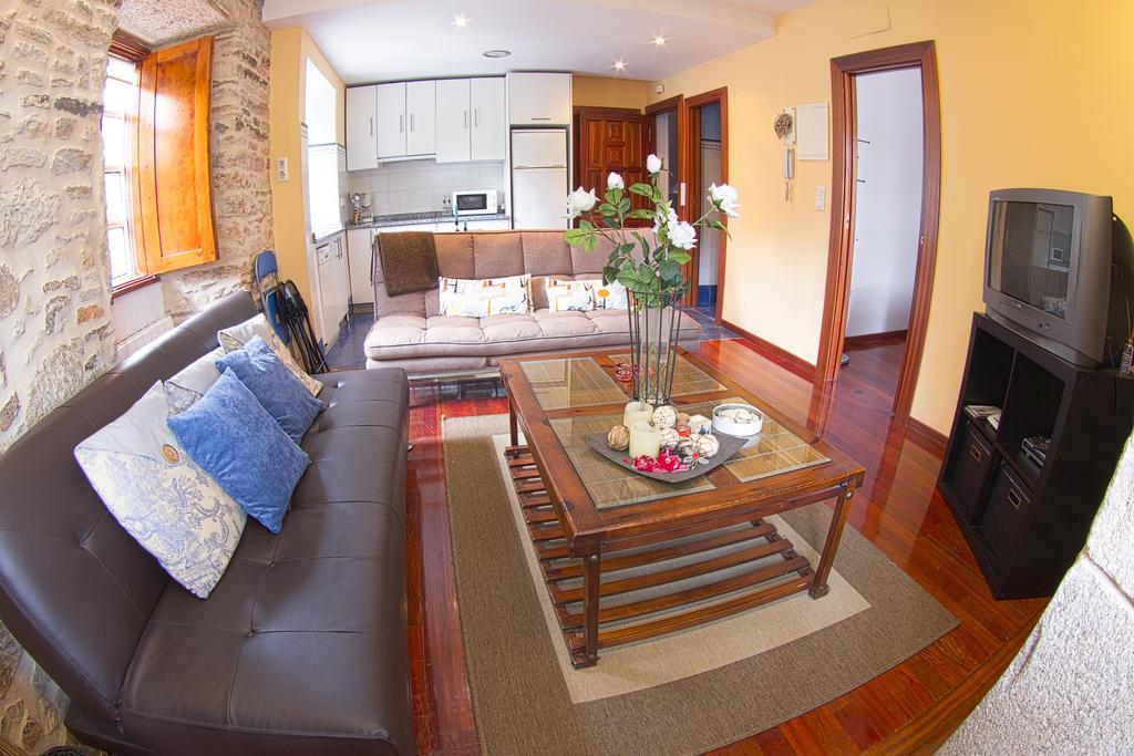 Apartamento Transito De Entrerruas ซานติอาโก เด กอมโปสเตลา ภายนอก รูปภาพ